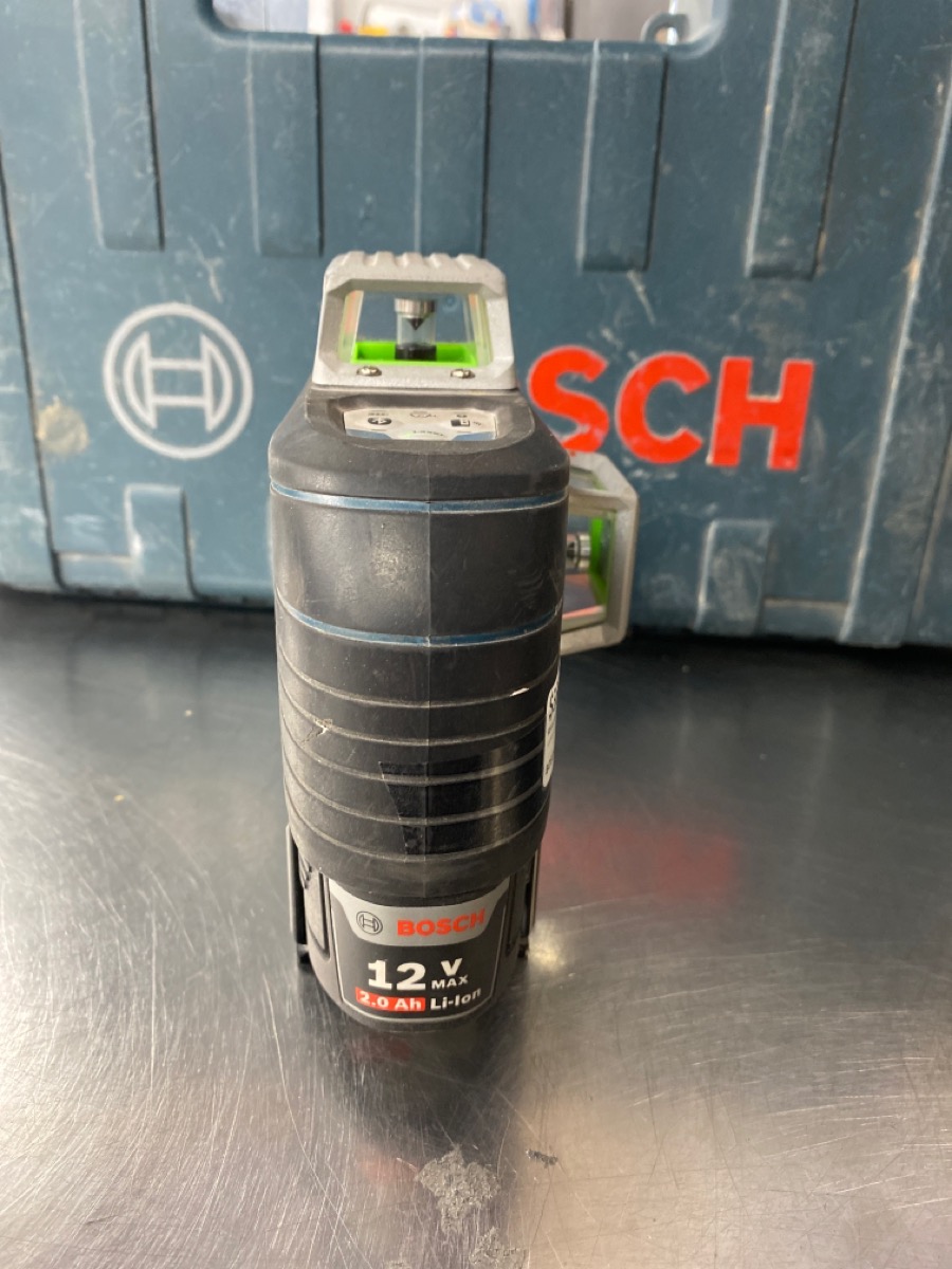 BOSCH GLL3330CG LASER LEVEL Good Buya