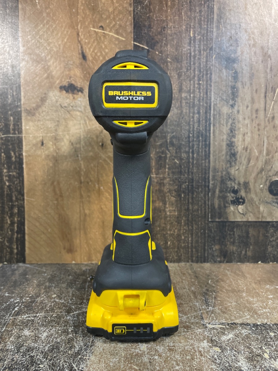 DEWALT DCF890 20V MAX XR Cordless Brushless 3/8 in. Compact Impact