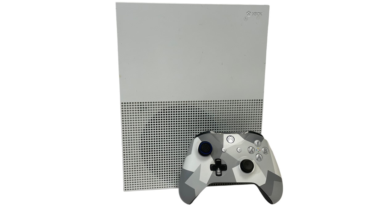 Microsoft Xbox One S 500GB W/ Controller Good Heartland Pawnbrokers
