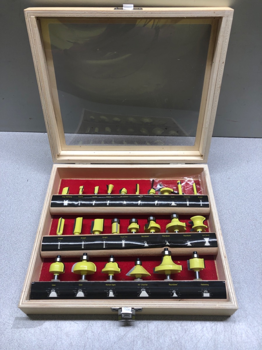 PERFORMAX 2363543 ROUTER BIT SET 24 PC SET C3 CARBINE TITANIUM Like