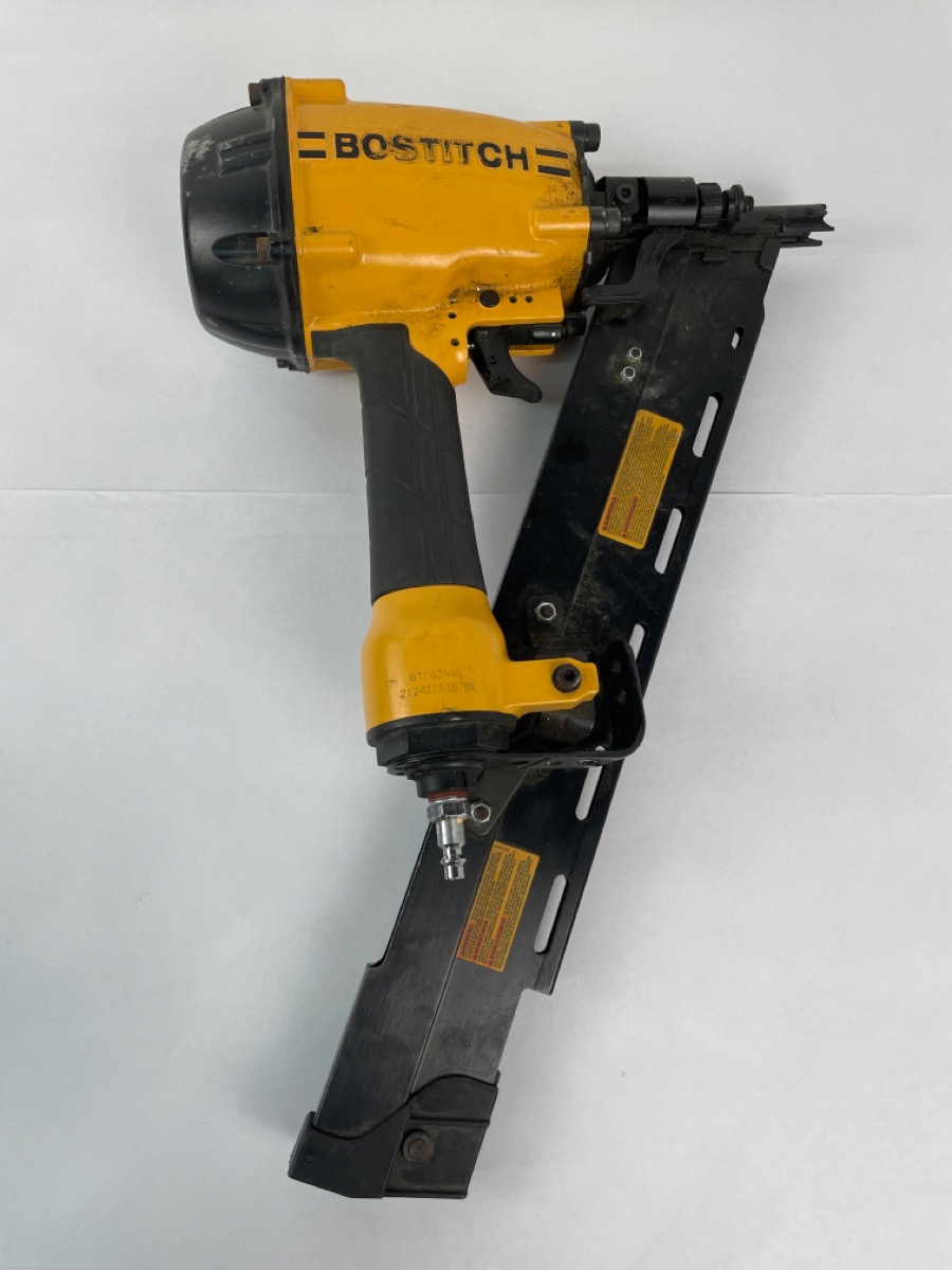 BOSTITCH NAILER,BTF83WW, S/N 9R210056RA, WORKS AS INTENDED, (RLCED