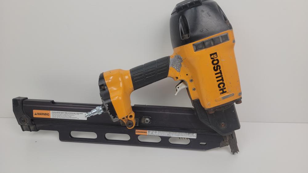 BOSTITCH MAGNESIUM NAILER Like New Buya