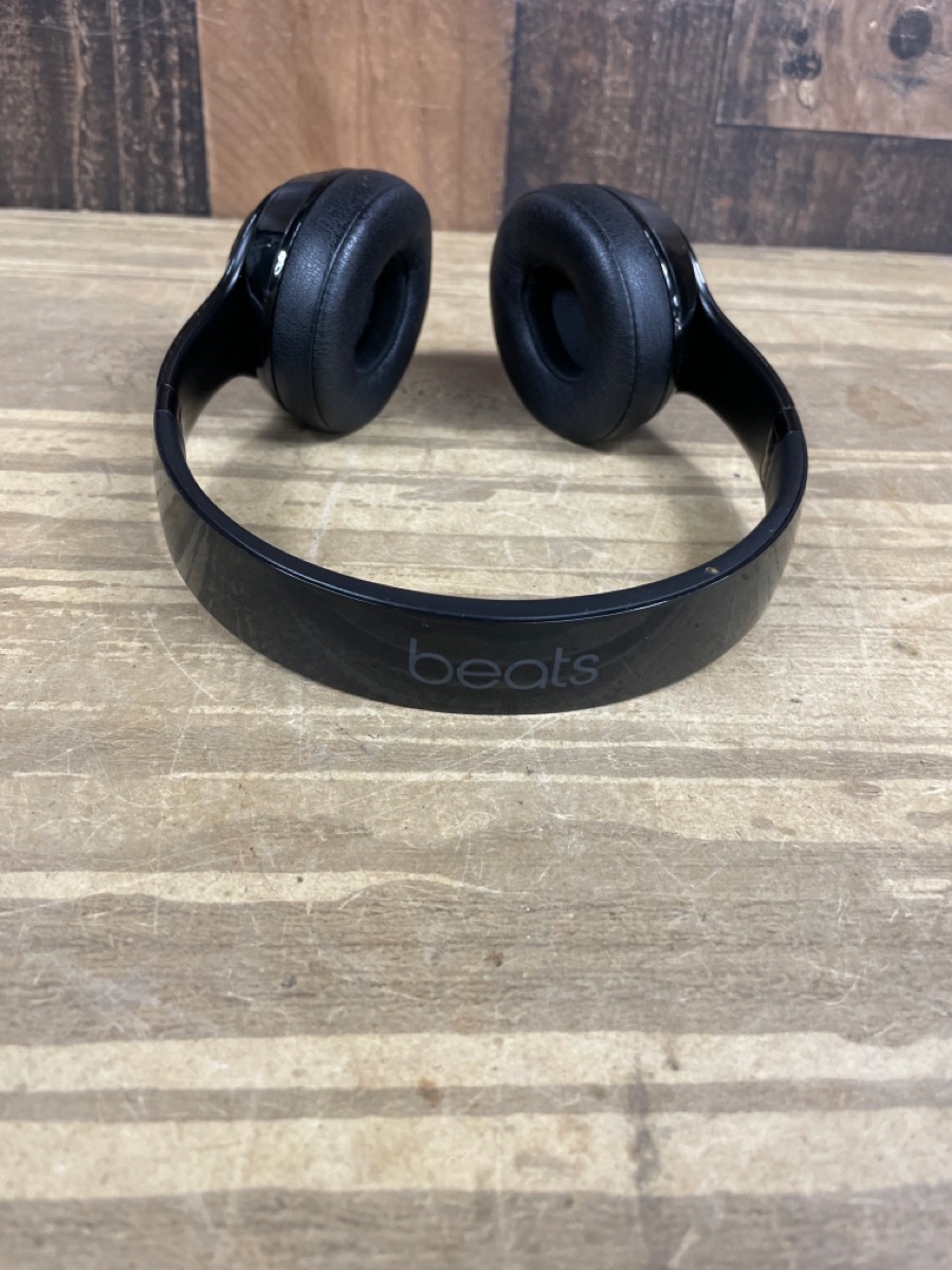 BEATS BY DRE SOLOS 3 BLACK BLUETOOTH HEADPHONES Good Buya
