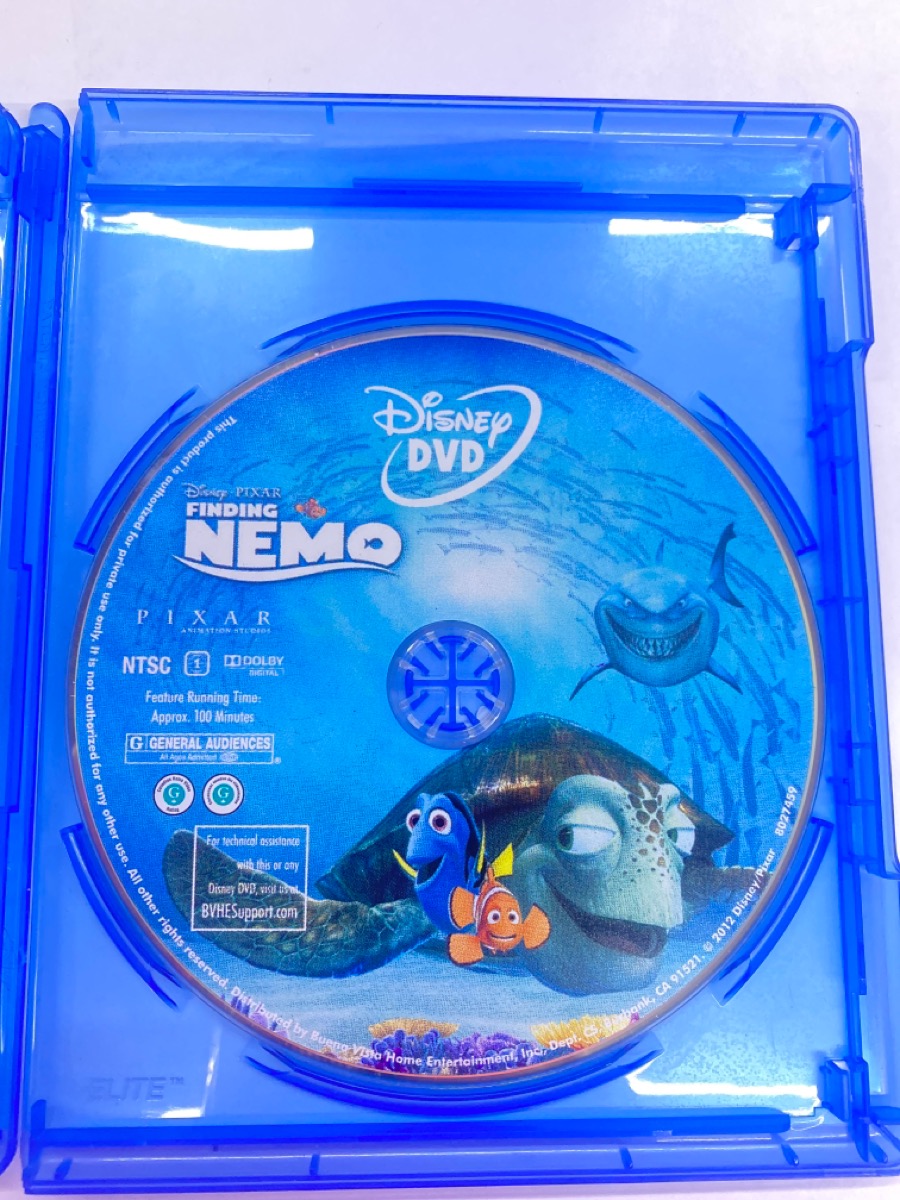 Finding Nemo (Blu-ray) - Pixar's Underwater Adventure in HD! Very Good ...