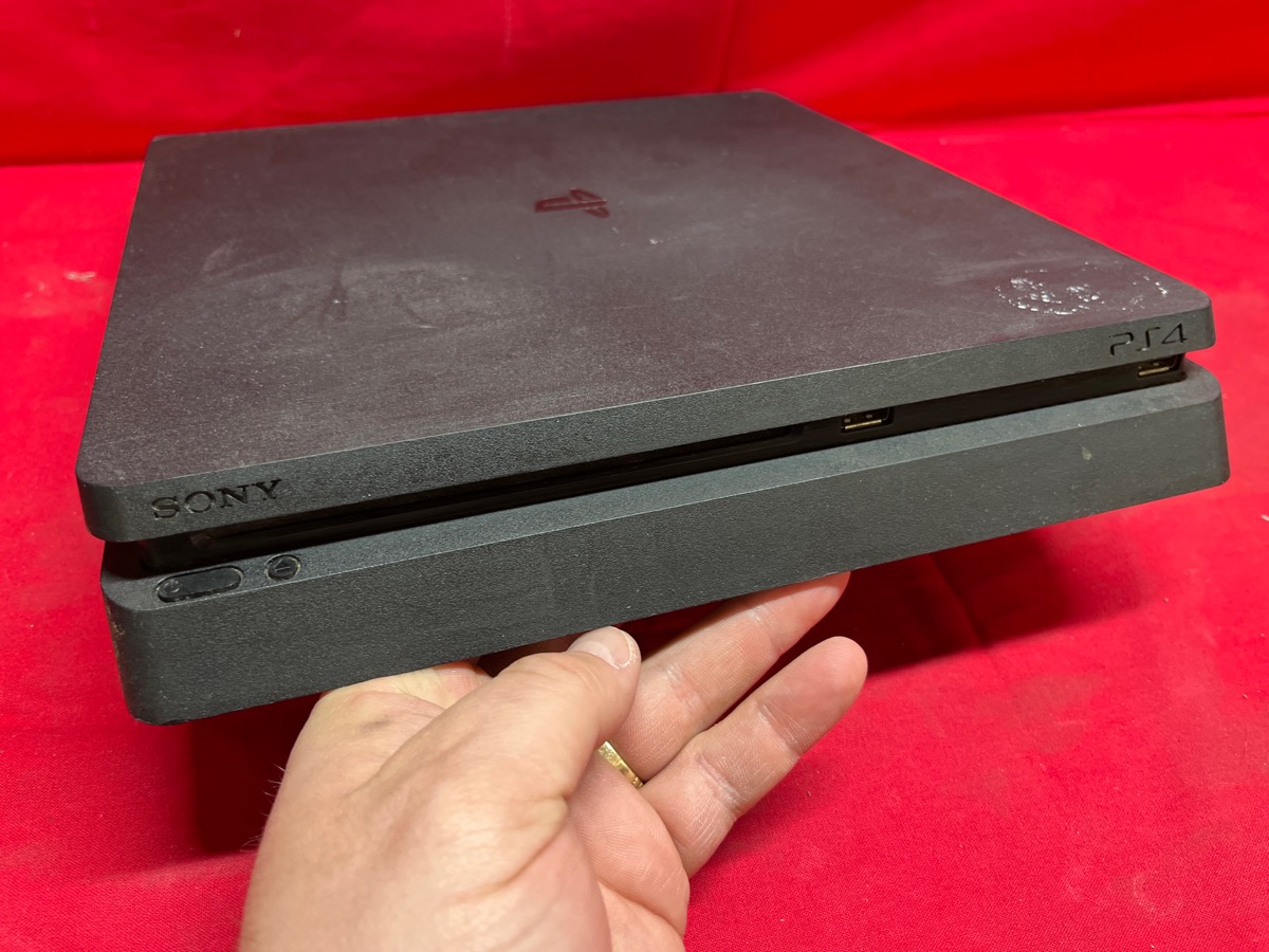 Sony PlayStation 4 Slim CUH2015A 500GB Video Game Console Black