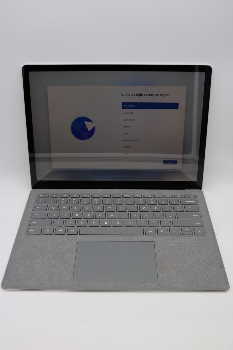 Microsoft Surface Laptop 1867 8gb Ram 128gb Hd Win 11 13 5