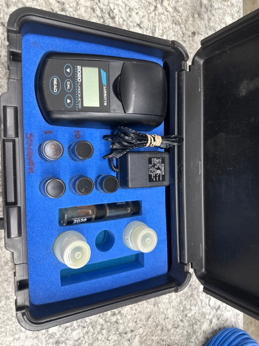 LaMotte 1799 2020 Turbidimeter Portable Turbidity Meter W/ Case Very Good Buya