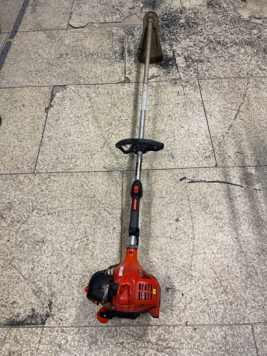 ECHO SRM225 GAS POWERED LAWN TRIMMER Very Good Buya