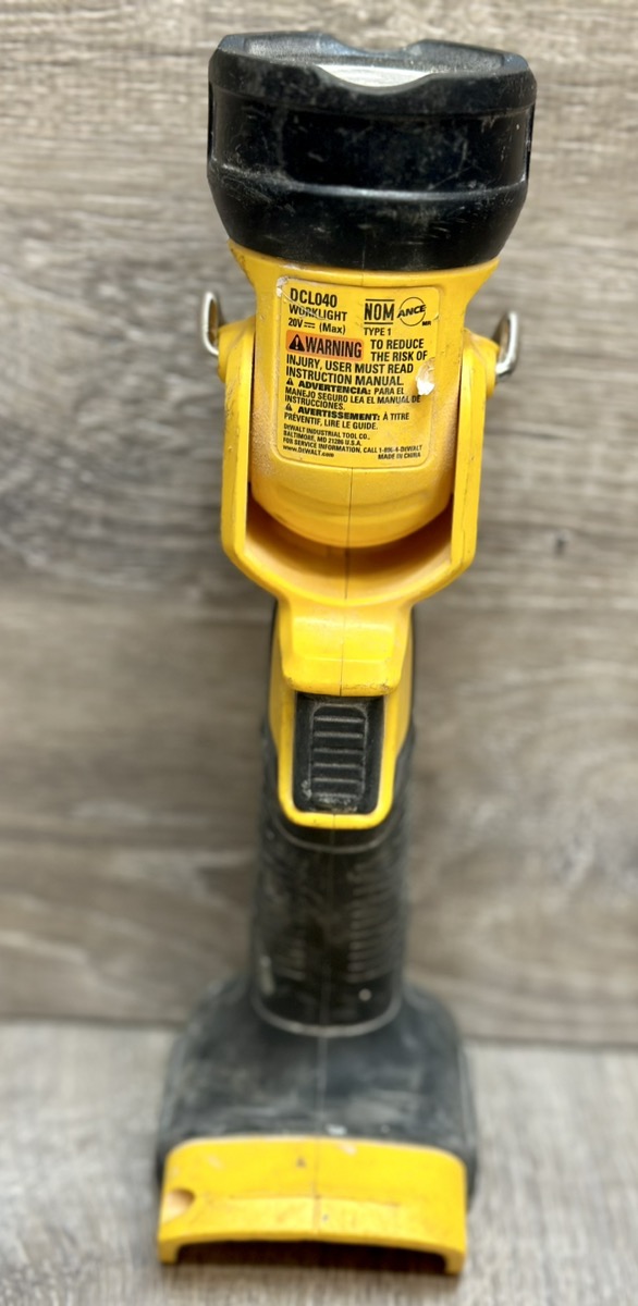 Dewalt DCL040 20V MAX LED Work Light/Flashlight Tool Only Very Good | Buya