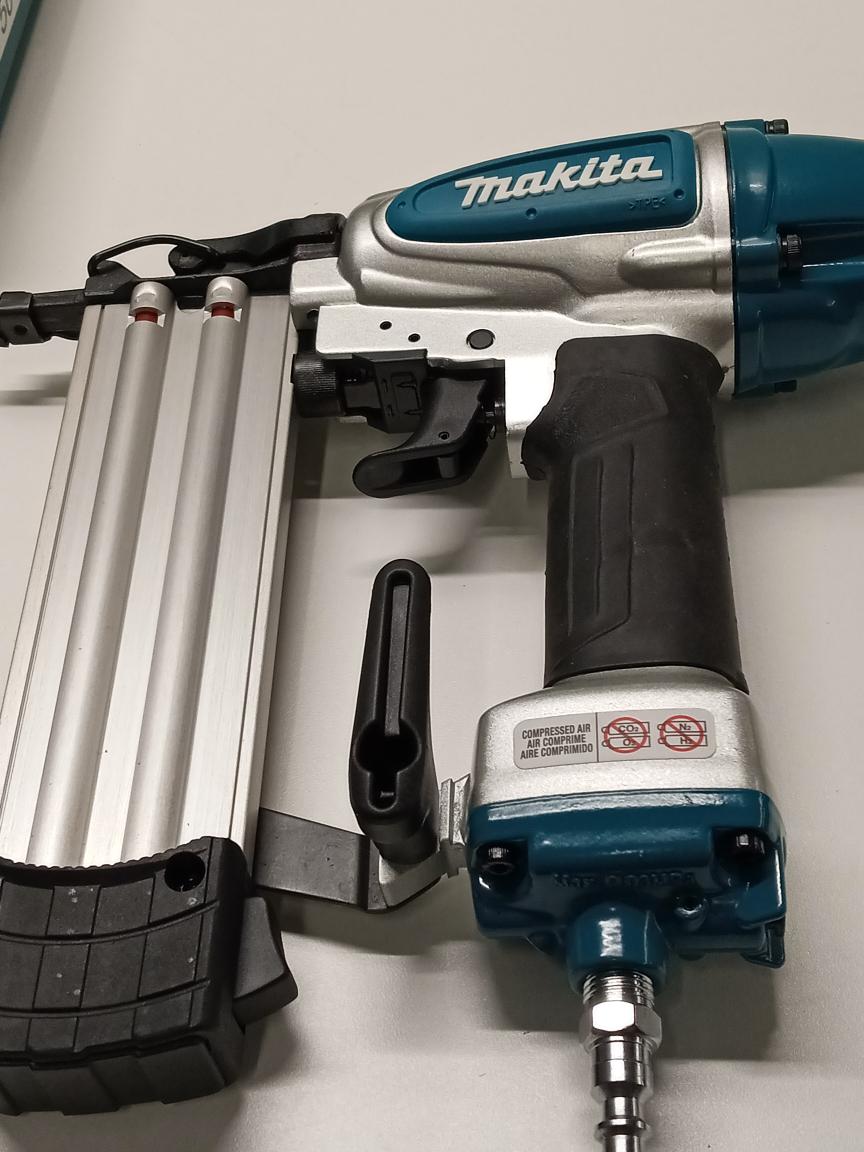MAKITA AF506 2" BRAD NAILER Like New Pawn 1 Spokane WA