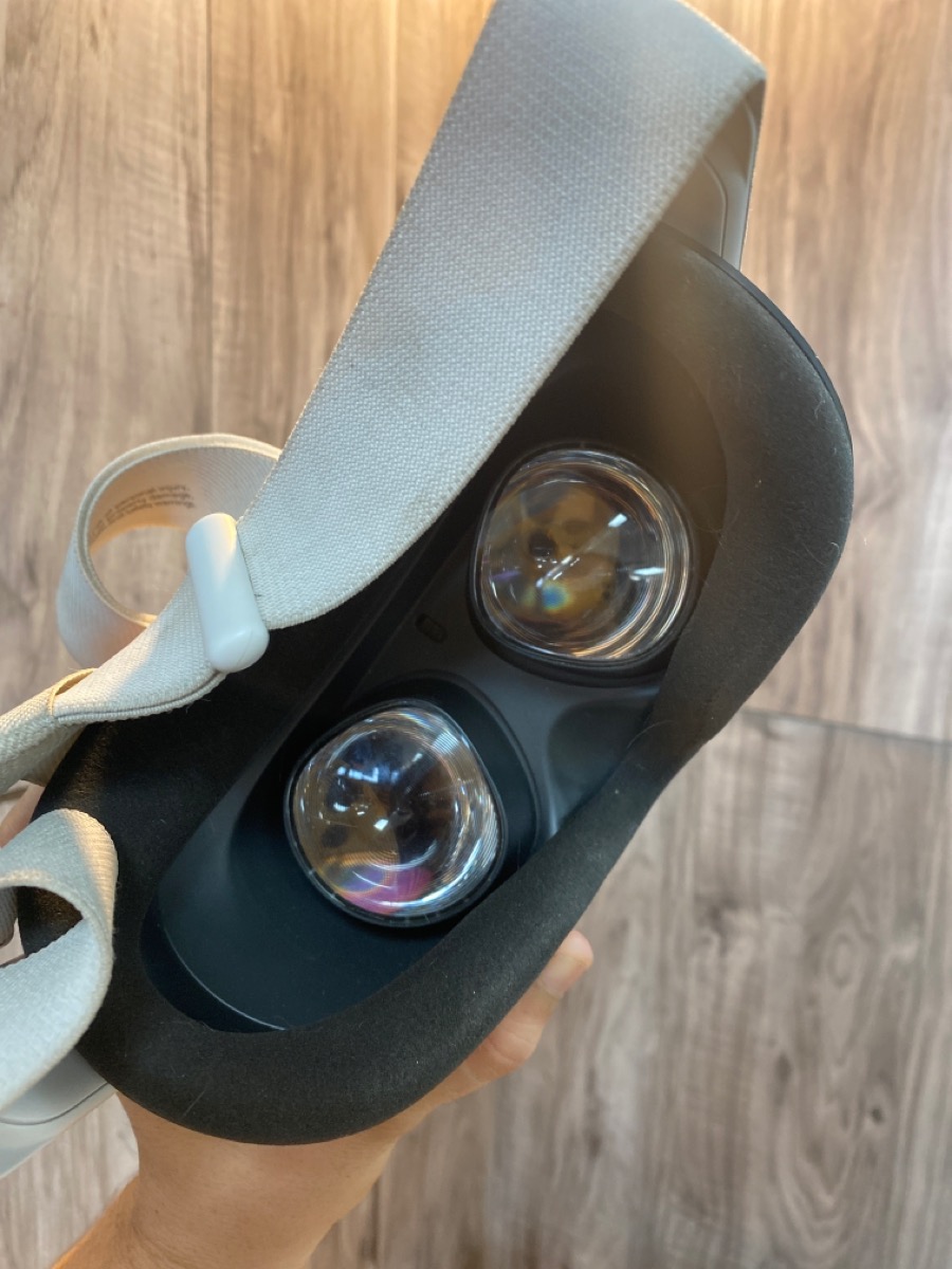 META (FACEBOOK) QUEST 2 KW49CM Acceptable Buya