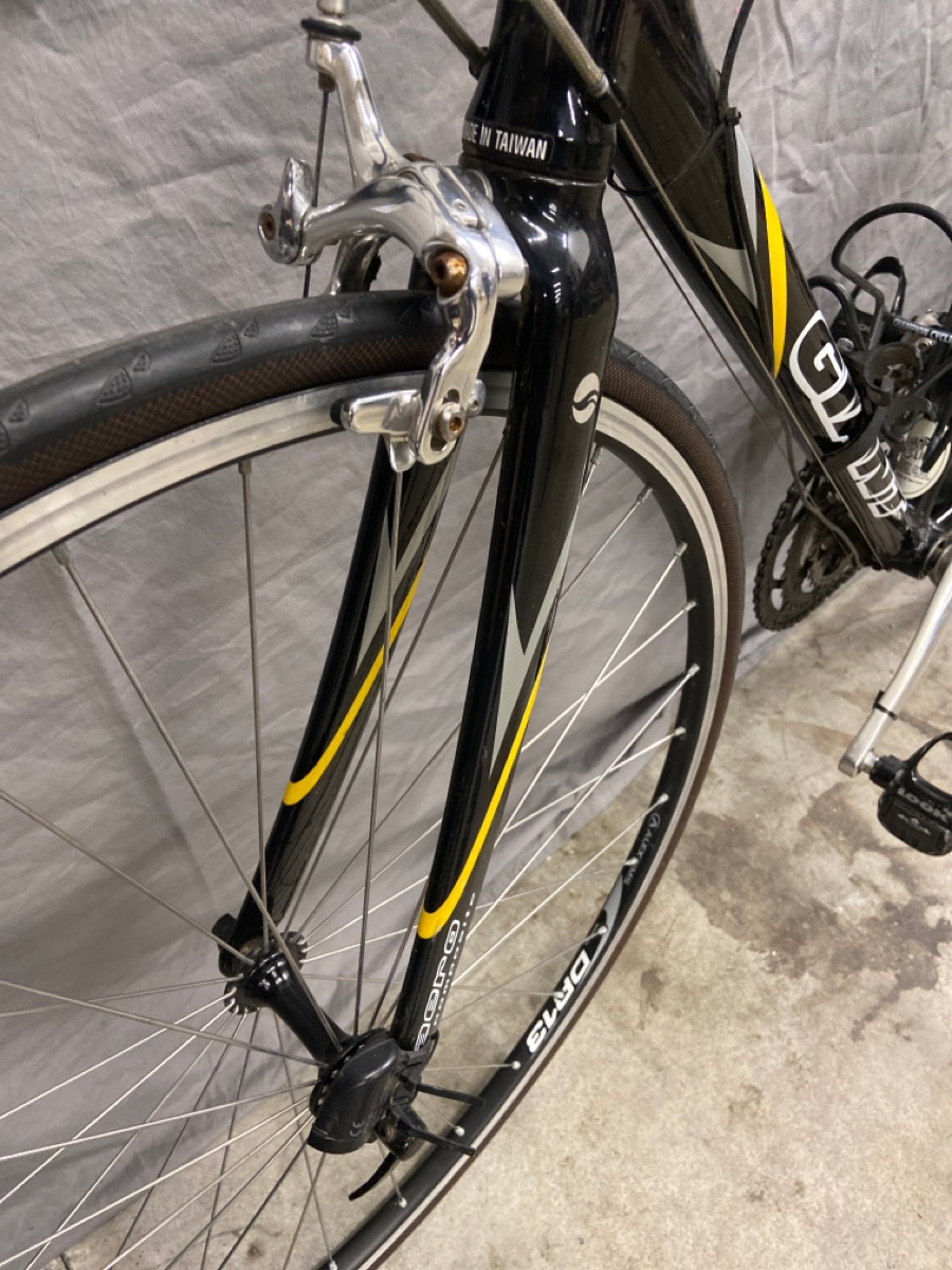 GIANT BICYCLES OCR 3 Like New Buya