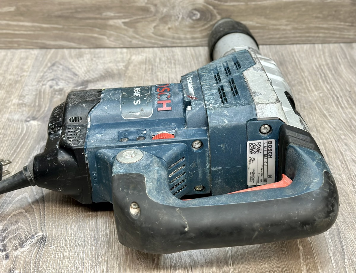 Bosch 11264EVS 15/8 In. Corded Rotary Hammer Very Good Buya
