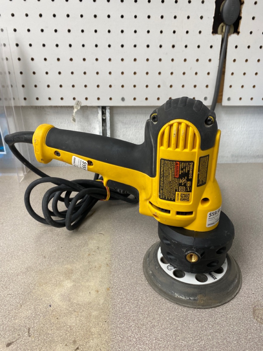 DEWALT DWE6401DS Very Good Buya