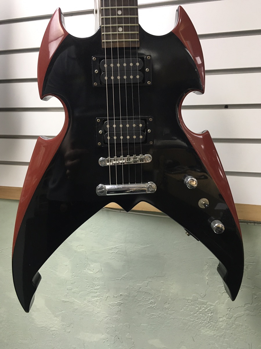 Silvertone Paul Stanley "KISS" Electric Guitar Model PSAP1 Good