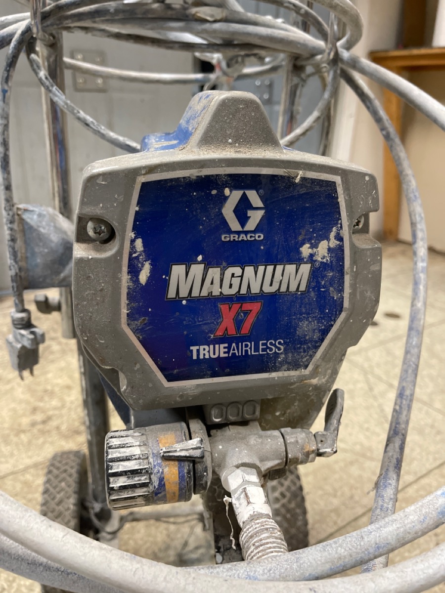 GRACO MAGNUM TRUE AIRLESS X7 SPRAYER **local pickup only** (oe) Good Buya