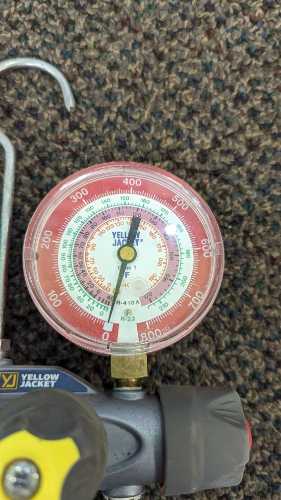 Yellow Jacket Titan 4 Valve Manifold With Hoses Very Good Heartland