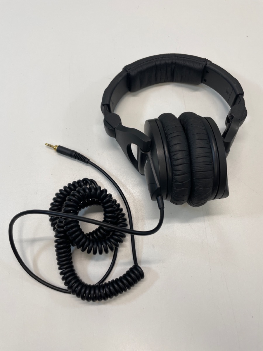 Sennheiser Professional HD 280 PRO OverEar Monitoring Headphones Good