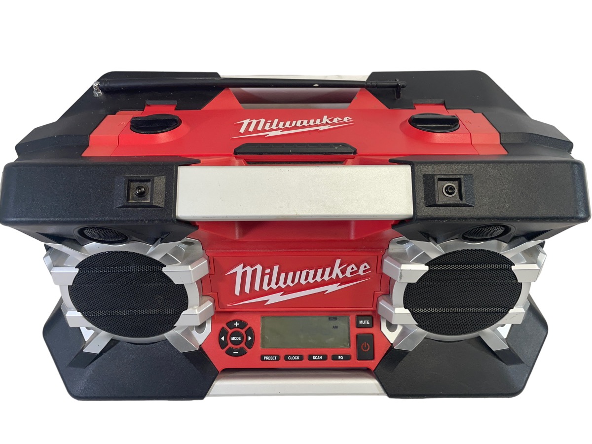 Milwaukee Large Corded Jobsite Radio 279020 Good Heartland