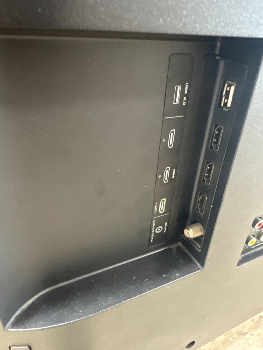VIZIO V505G9 50" SMART TV No Remote Good Buya