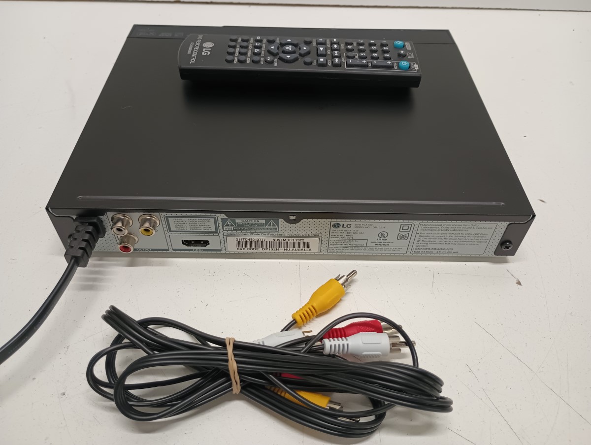 LG DP132H DVD PLAYER WITH REMOTE Very Good Pawn 1