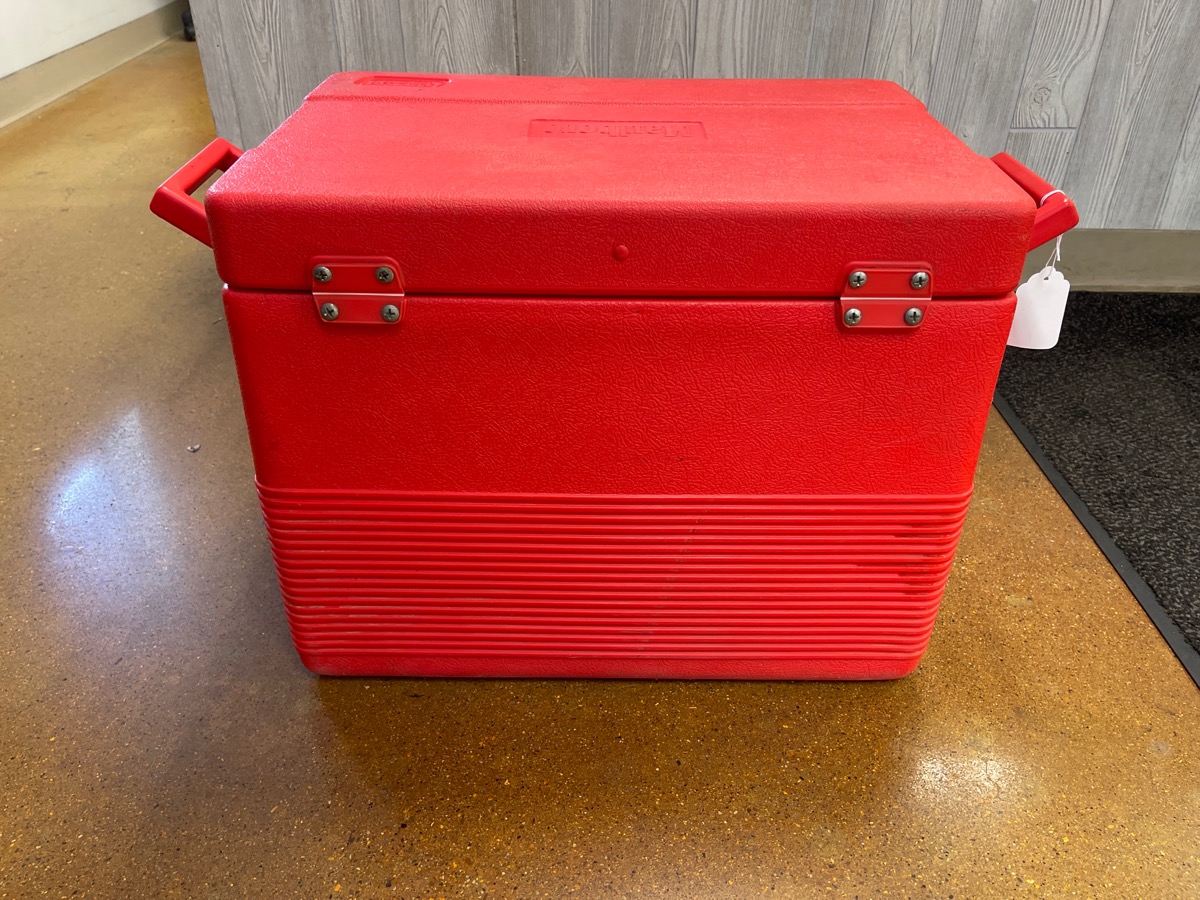 VINTAGE COLEMAN MARLBORO THERMOELECTRIC COOLER Good Buya