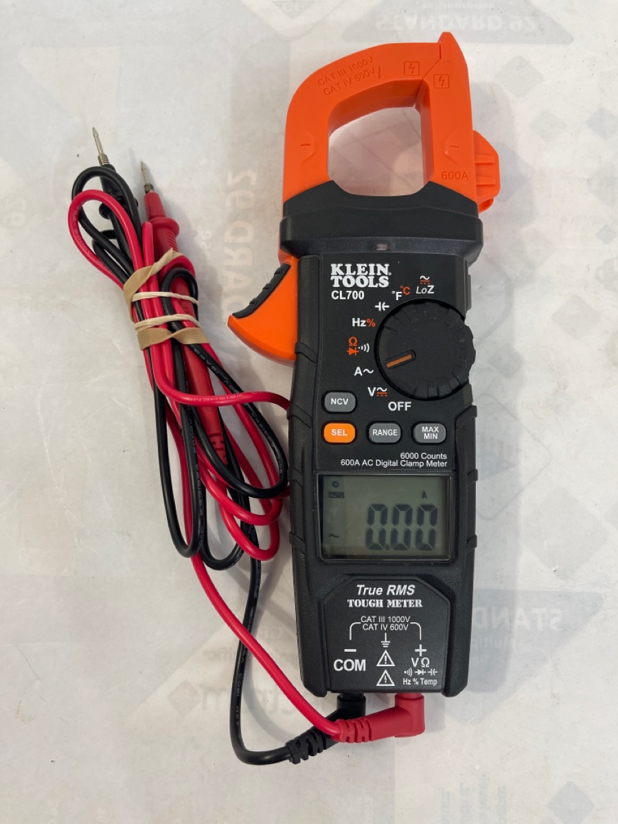 KLEIN TOOLS CL700 DIGITAL CLAMP METER CLAMPJAW JAW, CAT IV 600V, TRMS