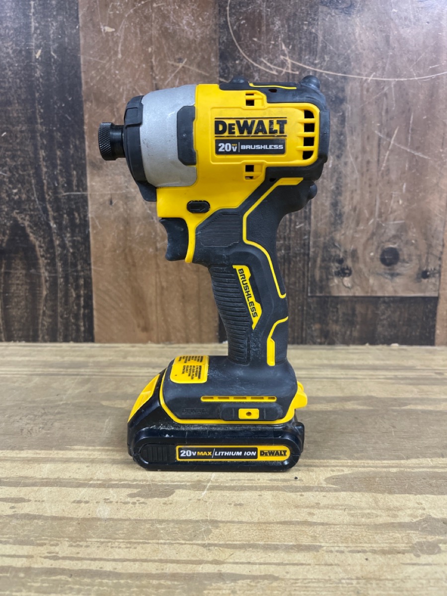 DEWALT DCF809 ATOMIC 20V MAX* Impact Driver, Cordless, Compact, 1/4" Good Buya