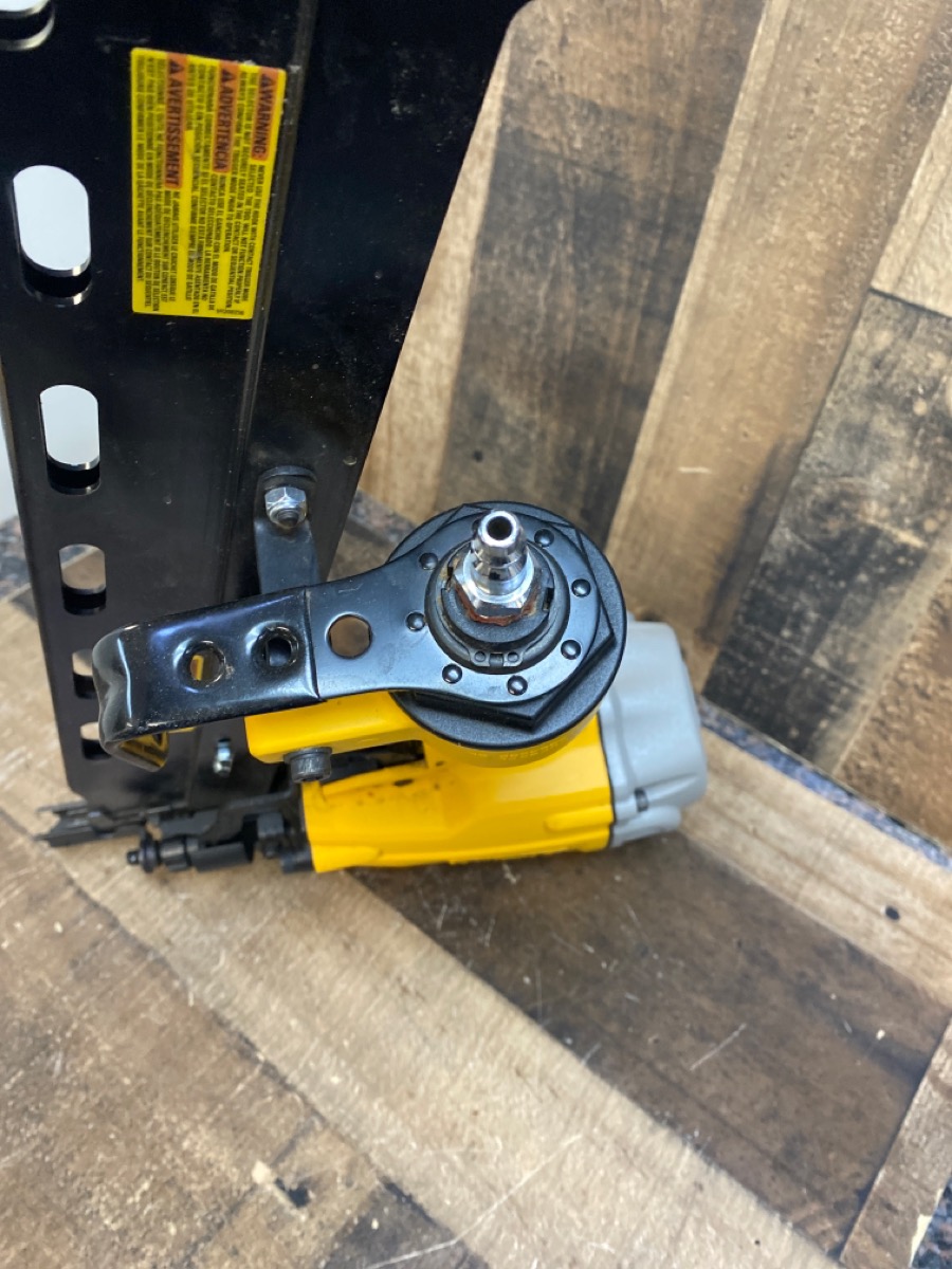 DEWALT DWF83PL PNEUMATIC FRAMING NAILER Very Good Buya