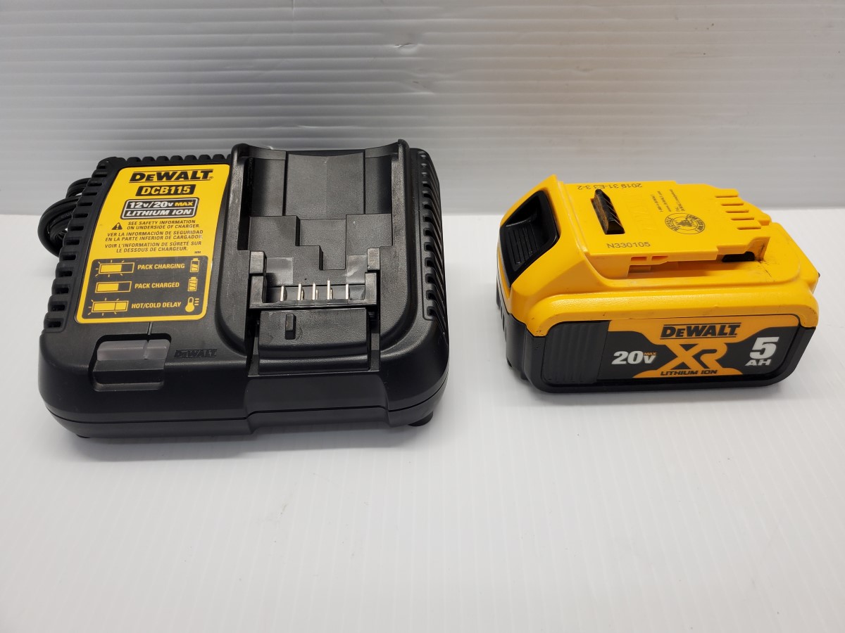 DEWALT DCD996 HAMMER DRILL 5 AMP BATTERY Good Buya