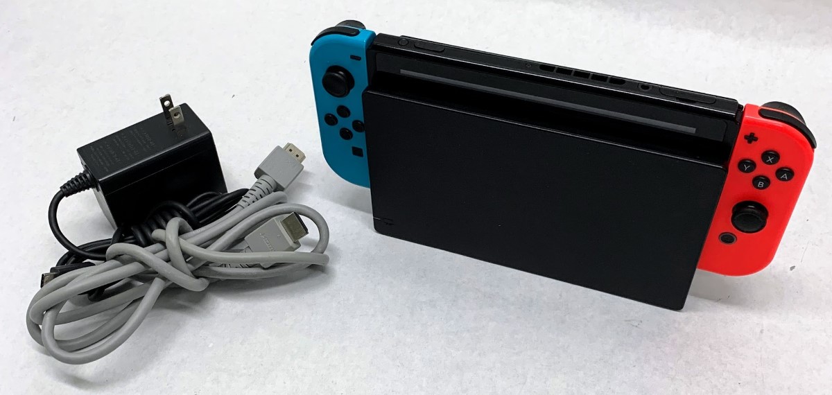 Nintendo Switch V1 Console Serial Number XAW1006xxx Moddable? Good