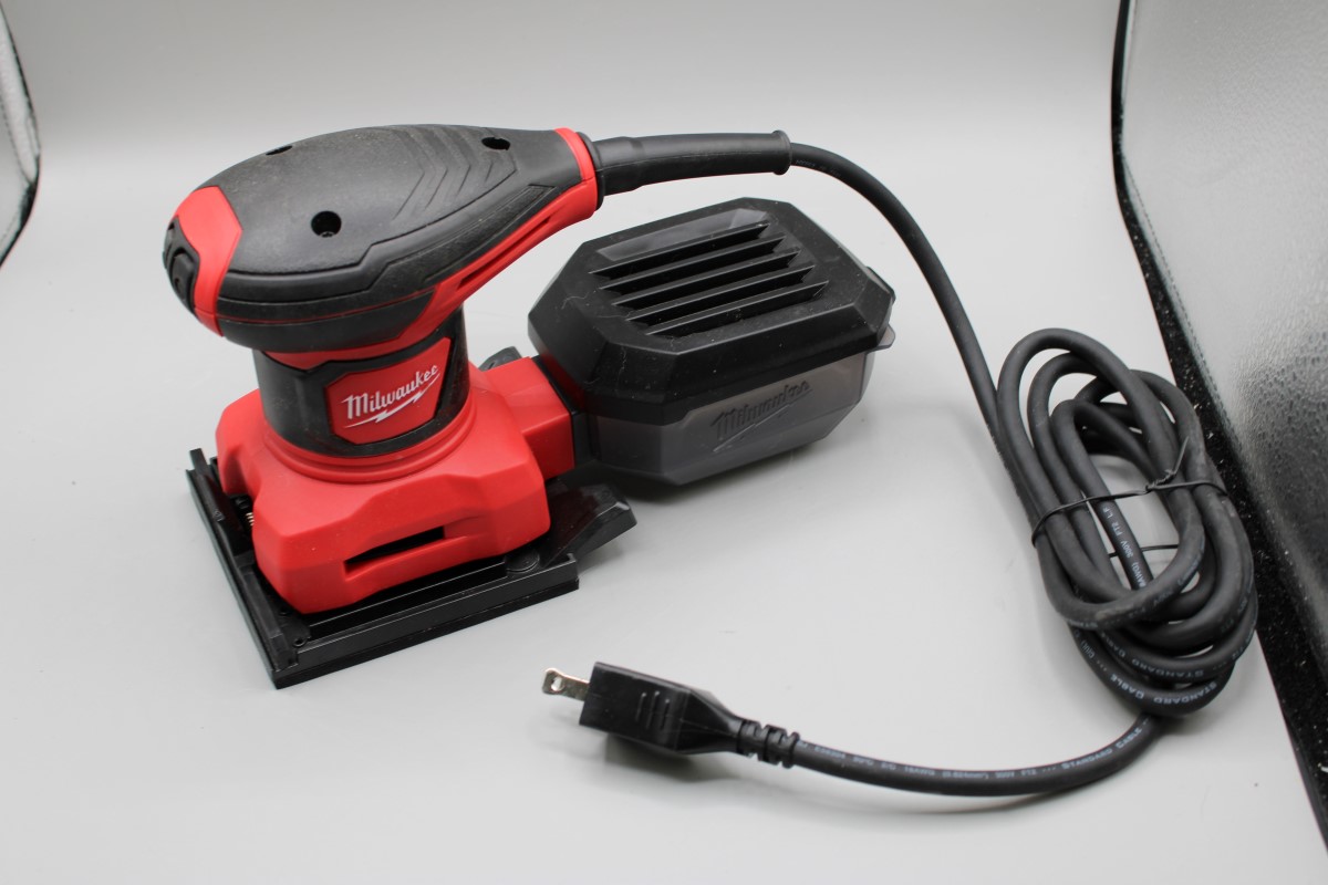 MILWAUKEE TOOLS VIBRATION SANDER 603321 Very Good Buya