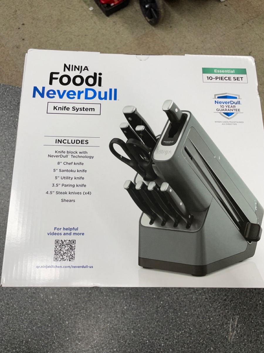 NINJA FOODI NEVER DULL 10PIECE MIXED KNIFE SET WITH SHARPENING WHEEL