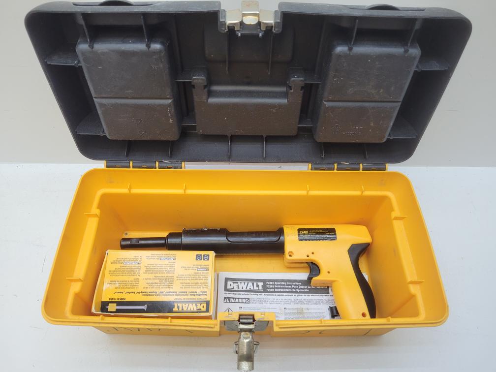 Dewalt P2201 Fastener Tool Powder Actuated Single Shot .22cal Good Buya