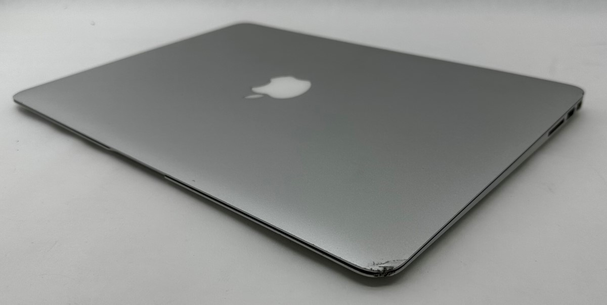 Apple MacBook Air 2010 MC503LL/A 128GB SSD 2GB Ram 13.3" 1.8 GHz Good