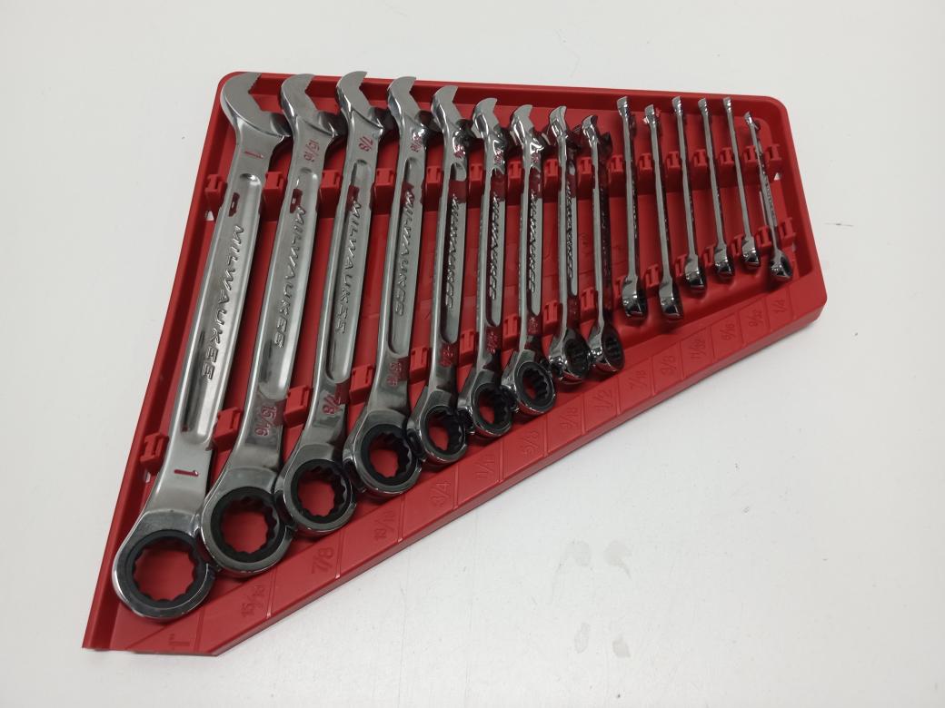 MILWAUKEE SAE Ratcheting Combination Wrench Set (15Piece) Very Good