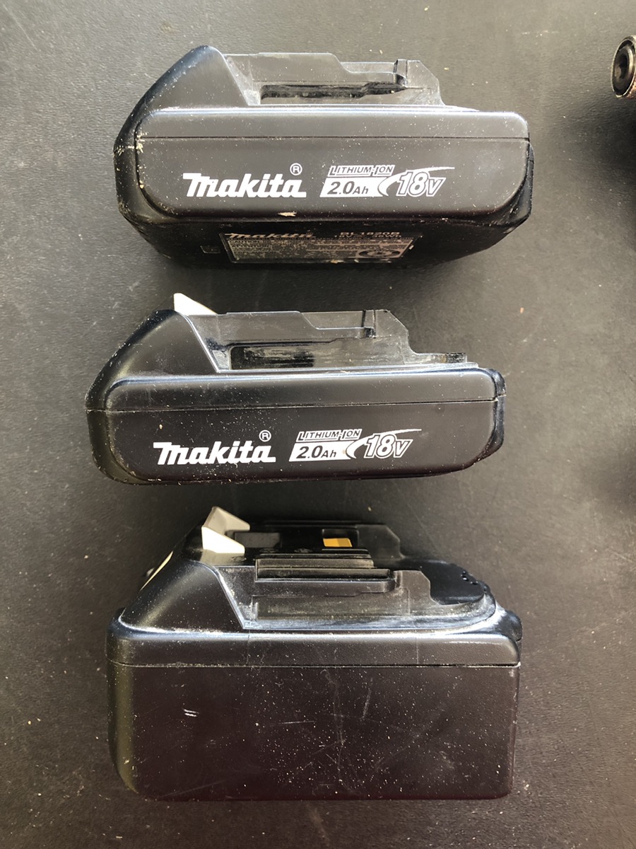 MAKITA XDT11 COMPACT DRIVER XFD10 DRILL DRIVER COMBO KIT Like New Buya