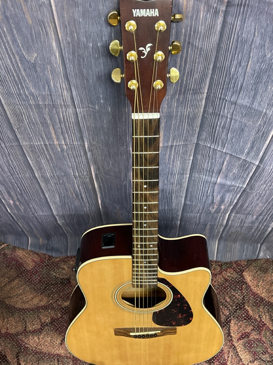 YAMAHA FX335C ACOUSTIC ELECTRIC GUITAR Acceptable Buya