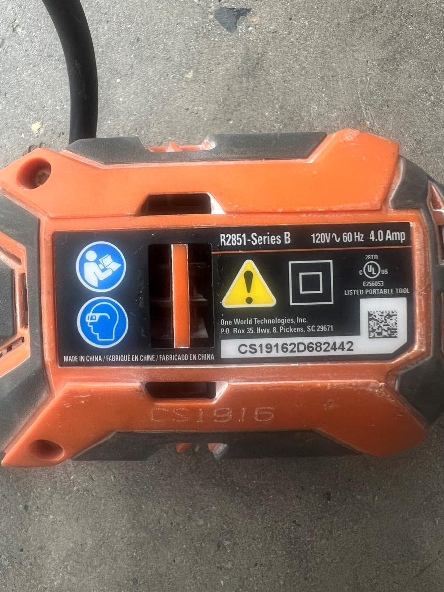 RIDGID TOOLS R2851SERIES B 120V MULTI TOOL WITH BAG Very Good Buya