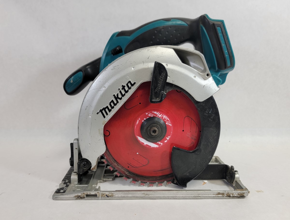 Makita BSS611 18V LXT 61/2" Cordless Circular Saw (Tool Only) Good Buya