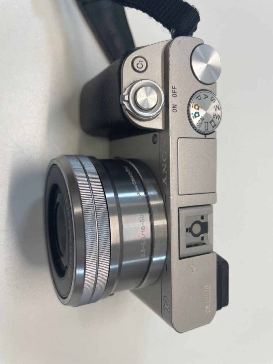 SONY A6000 24.3 MP MIRRORLESS CAMERA Good Pawn 1 Spokane WA