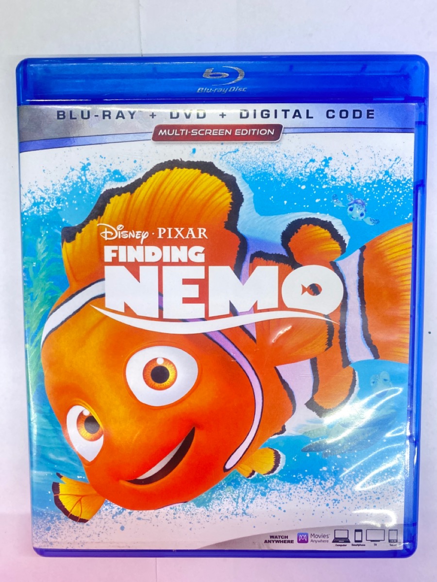 Finding Nemo (Blu-ray) - Pixar's Underwater Adventure in HD! Very Good ...