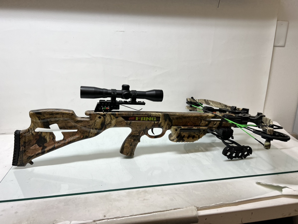 PSE Fang 345 Mossy Oak Infinity Crossbow with Scope (01246IF) Very Good
