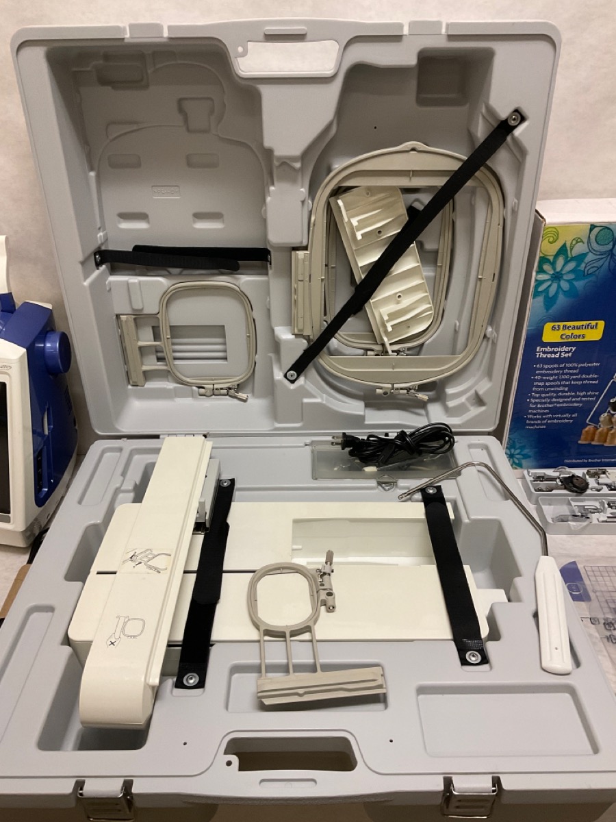 BROTHER INNOVIS QUATTRO 6000D COMPUTERIZED SEWING AND EMBROIDERY