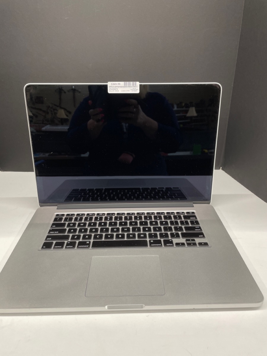 APPLE MACBOOK PRO A1398 1TB Like New HFO