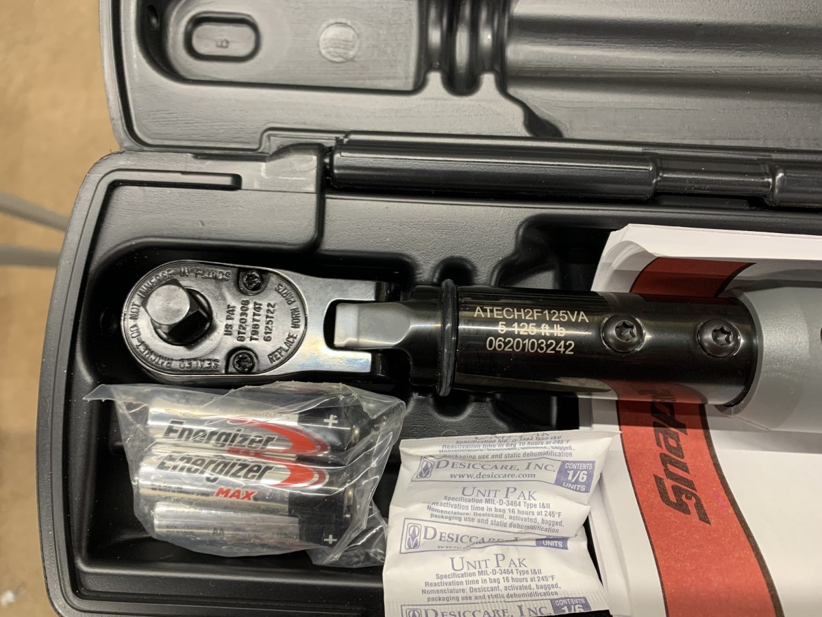 SNAPON ATECH2F125VA FLEX HEAD TORQUE WRENCH 3/8" 5125 FT/LB 100TH