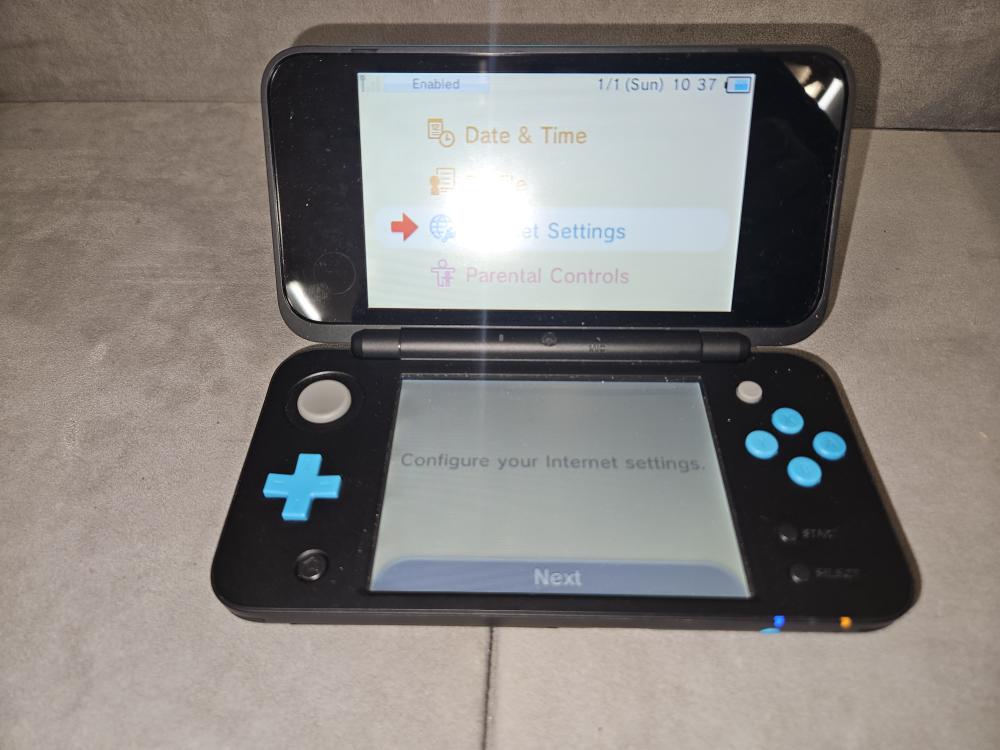NINTENDO NEW 2DS XL HANDHELD JAN001 Very Good Capital Pawn
