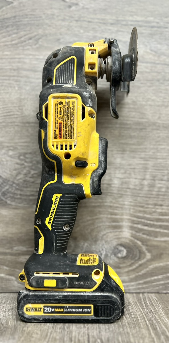 DeWalt DCS354 20V MAX Brushless Oscillating MultiTool w/ Battery Very