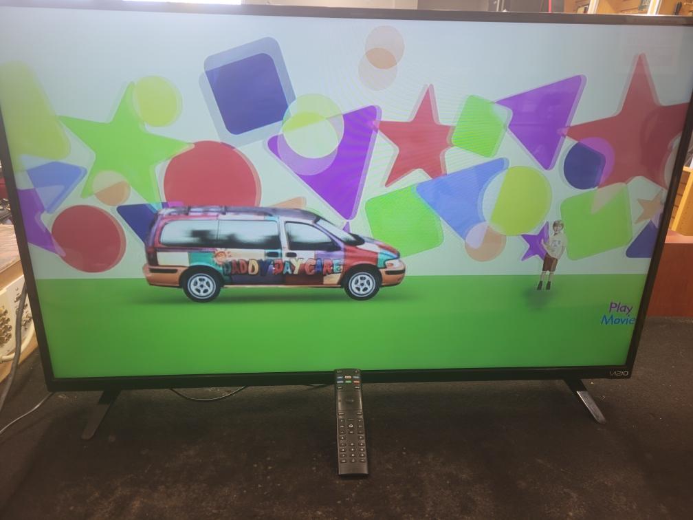 VIZIO E43C2 Good Capitol City Pawn & Jewelry Topeka KS