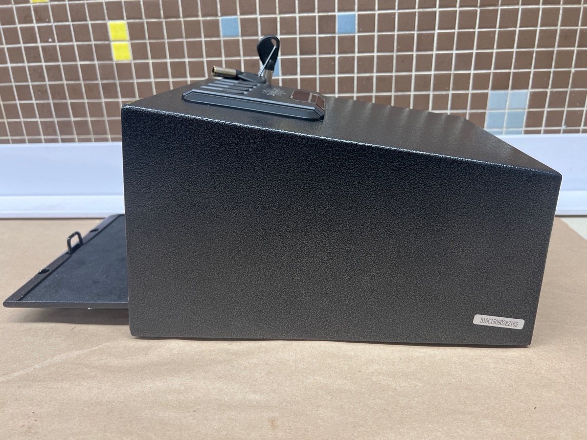 GETTYSBURG SAFE LOCK BOX CODED LOCK BOX FOR PISTOL Like New Buya